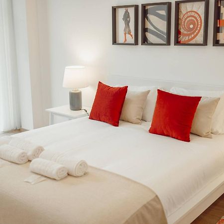 Modern Bonfim By Hosty Apartment Porto Luaran gambar
