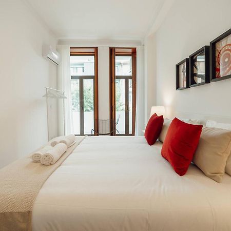 Modern Bonfim By Hosty Apartment Porto Luaran gambar