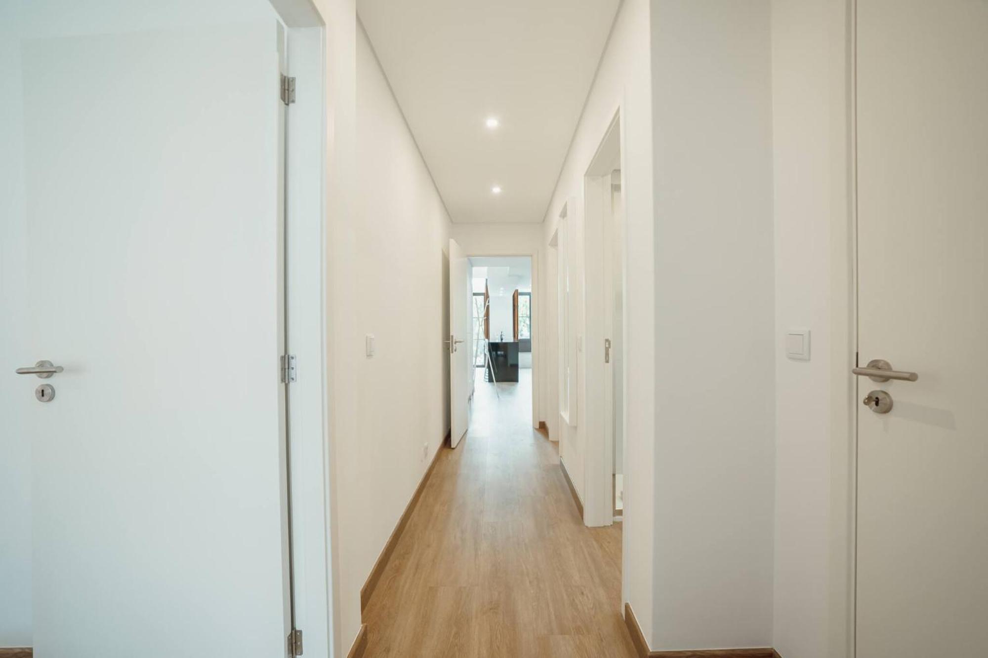 Modern Bonfim By Hosty Apartment Porto Luaran gambar